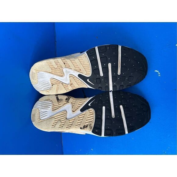 Nike Air Max Women’s Excee Sneakers CD5432-200 Shoes Tan Blue Black Size US 9.5 - Picture 4 of 6